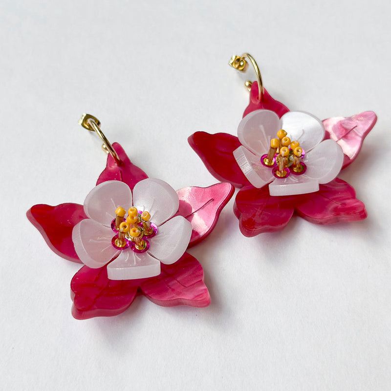 Columbine Flower Statement Dangle Earrings - Fuchsia