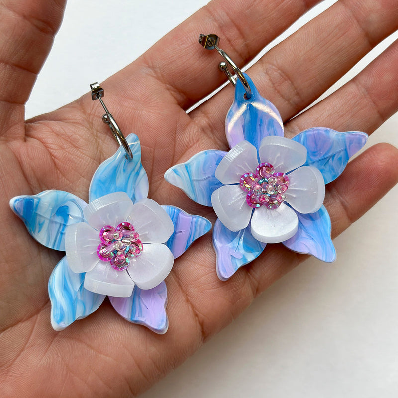 Columbine Flower Statement Dangle Earrings - Mauve Sky