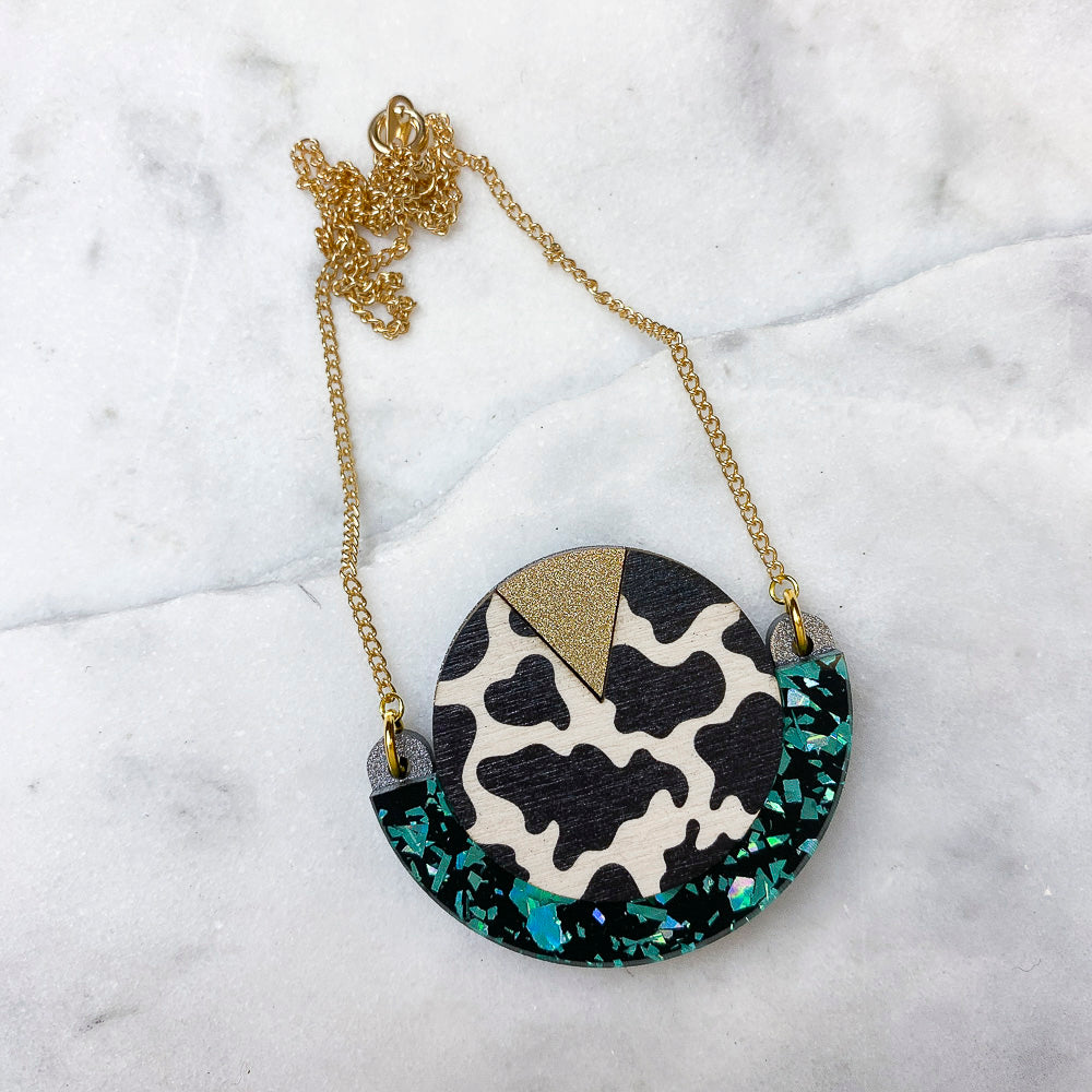 Wild Animal Print Round Pendant Necklace